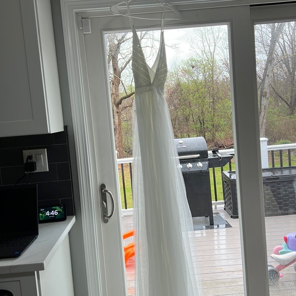 Lulus Dresses & Skirts - Brand new bridal shower/rehearsal dinner/after wedding party dress. Size large.